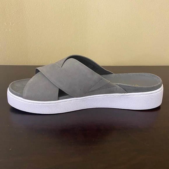 Vionic Splendid Lou Criss Cross Nubuck Slide Sandals - Picture 2 of 7